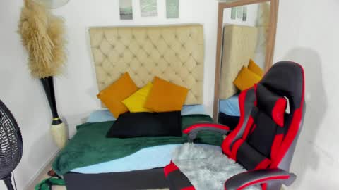 HELENA COPPER online show from 3, 4, 2026