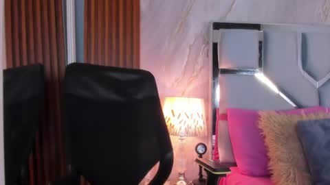 Helena Santos  online show from 17, 6, 2026