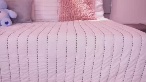 helena_whaite online show from 5, 8, 2026