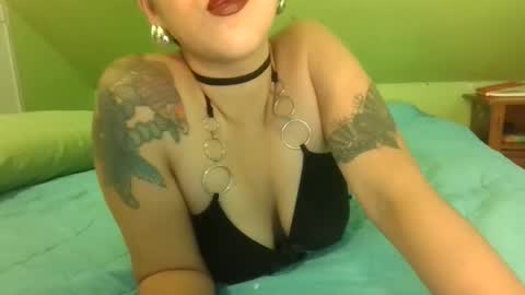 helenacarmine online show from 9, 4, 2026