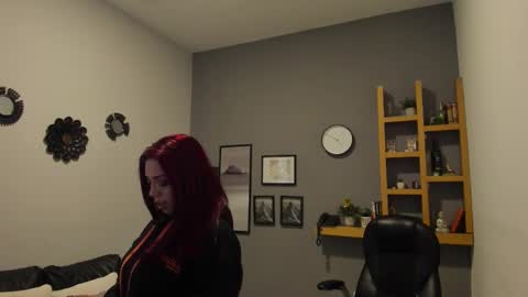 Helena online show from 6, 11, 2025