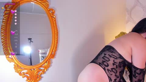 H E L E N A  online show from 8, 2, 2025