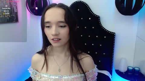 Helene online show from 25, 2, 2025