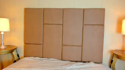 Helen or Hells online show from 21, 4, 2026