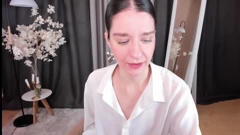 Helen online show from 7, 3, 2025