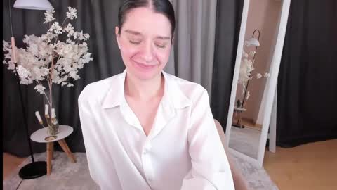 Helen online show from 7, 3, 2025