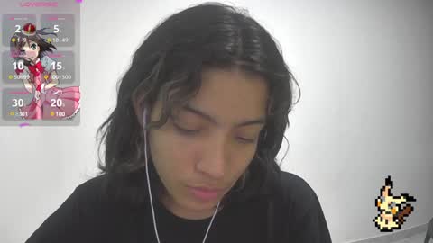 Helia Transfem and Amy online show from 4, 2, 2025