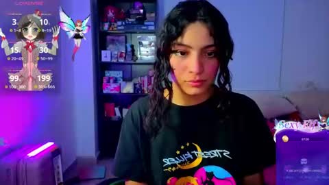 Helia Transfem and Amy online show from 22, 7, 2026
