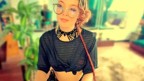 Heliconia online show from 21, 5, 2026