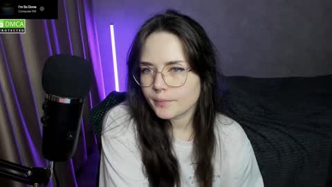 Red online show from 10, 1, 2025