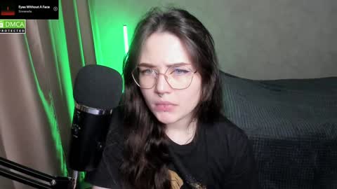 Red online show from 3, 2, 2025