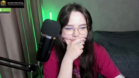 Red online show from 3, 3, 2025