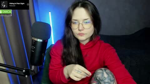 Red online show from 11, 9, 2025