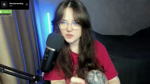 Red online show from 25, 9, 2025