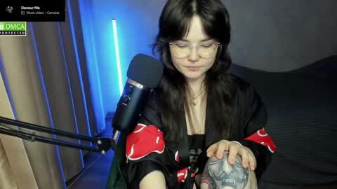 Red online show from 2, 10, 2025