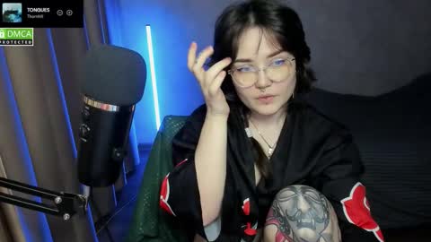 Red online show from 3, 10, 2025