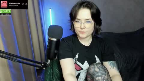 Red online show from 1, 12, 2025