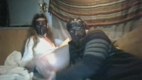 hellelandshadow online show from 23, 4, 2026