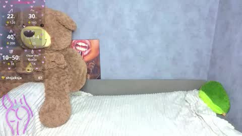 Snapshot of hellen__moore chatting on 9, 11, 2025 GTM3Mon Tue Wed Thu Fri San 0400 am-1030pm online show from 9, 11, 2025