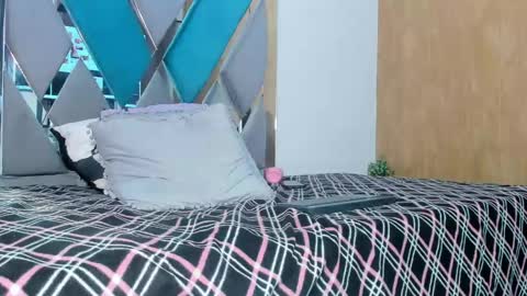 hellen     online show from 23, 2, 2025