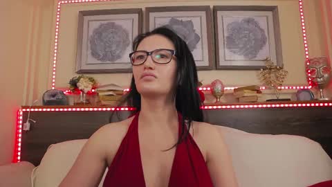    online show from 27, 4, 2026