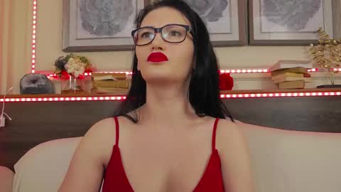 Snapshot of hellendesire chatting on 3, 5, 2026 online show from 3, 5, 2026