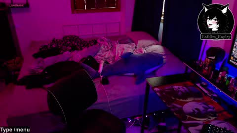 Snapshot of hellfire_girl chatting on 19, 5, 2026 Hayley online show from 19, 5, 2026