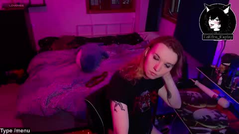 Snapshot of hellfire_girl chatting on 27, 5, 2026 Hayley online show from 27, 5, 2026