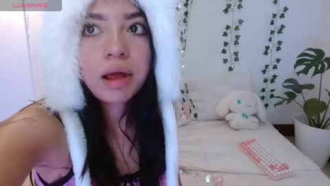 Snapshot of hellokitty_valery1 chatting on 8, 3, 2026 hellokitty_valery1 online show from 8, 3, 2026