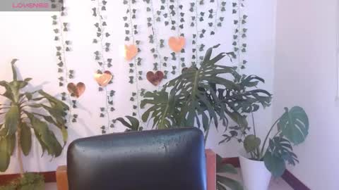 hellokitty_valery1 online show from 22, 4, 2026
