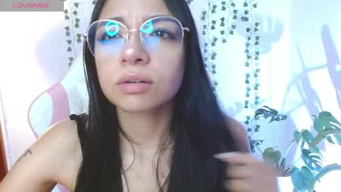 hellokitty_valery1 online show from 17, 5, 2026