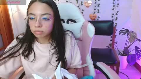 Snapshot of hellokitty_valery1 chatting on 6, 7, 2026 hellokitty_valery1 online show from 6, 7, 2026