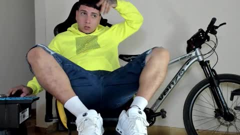 Snapshot of hellstar_team chatting on 20, 10, 2025 Star and Andy online show from 20, 10, 2025