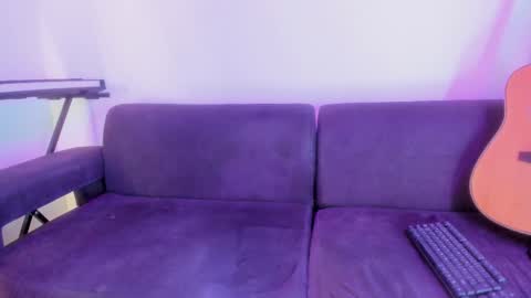 henrik_senn online show from 12, 11, 2025