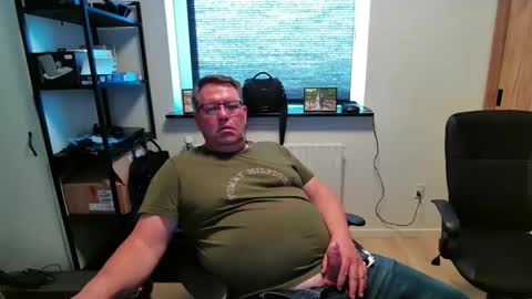 henrikrp1971 online show from 23, 4, 2026