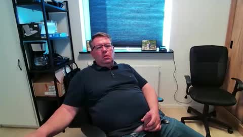 henrikrp1971 online show from 30, 4, 2026