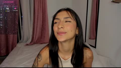 Hello I am Valentina independent Colombian model I love sensuality and pleasure welcome online show from 7, 1, 2025