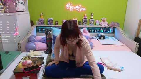 Snapshot of heraluna_ chatting on 10, 3, 2026 HeraLuna online show from 10, 3, 2026