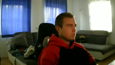 Snapshot of herbstenden chatting on 29, 12, 2024 John Pearl online show from 29, 12, 2024