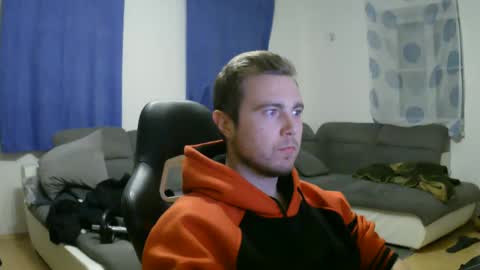 Snapshot of herbstenden chatting on 17, 1, 2025 John Pearl online show from 17, 1, 2025