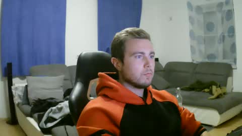 Snapshot of herbstenden chatting on 22, 1, 2025 John Pearl online show from 22, 1, 2025