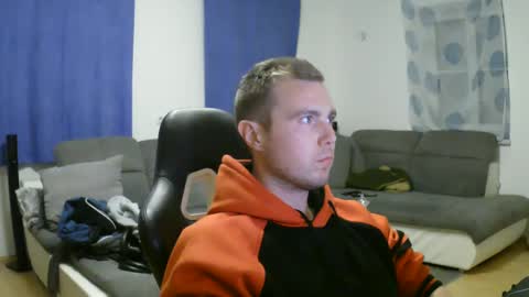 Snapshot of herbstenden chatting on 9, 2, 2025 John Pearl online show from 9, 2, 2025