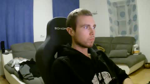 Snapshot of herbstenden chatting on 8, 1, 2026 John Pearl online show from 8, 1, 2026