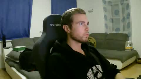 Snapshot of herbstenden chatting on 9, 2, 2026 John Pearl online show from 9, 2, 2026