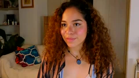 Snapshot of hercyqueen chatting on 22, 6, 2026 hercyqueen online show from 22, 6, 2026