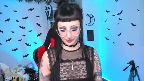  Marie  online show from 22, 2, 2025