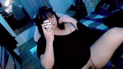 hermaphrodite199x online show from 6, 5, 2026