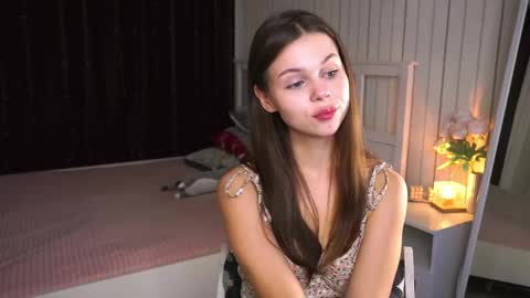 Nicole online show from 16, 4, 2026