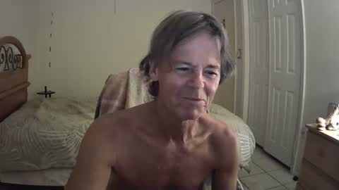 Snapshot of hewes1 chatting on 30, 6, 2026 hewes1 online show from 30, 6, 2026