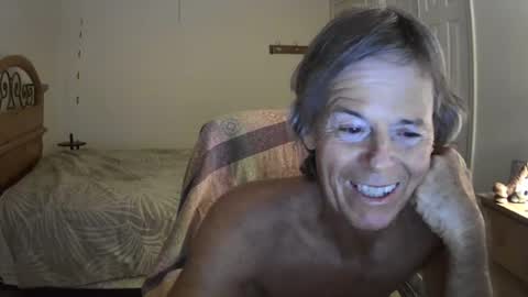 Snapshot of hewes1 chatting on 1, 7, 2026 hewes1 online show from 1, 7, 2026